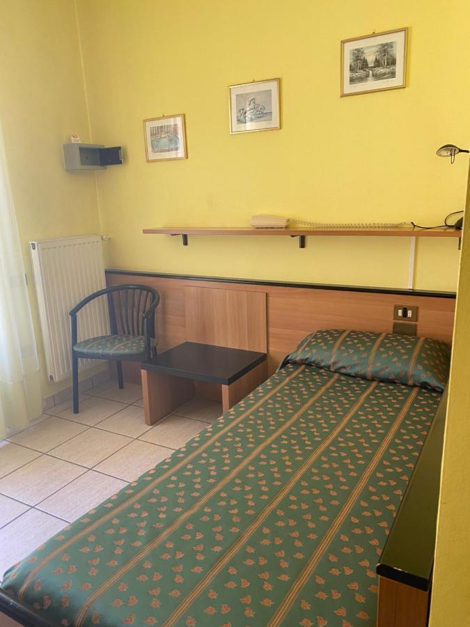 Hotel Del Fiume كانوبيو المظهر الخارجي الصورة